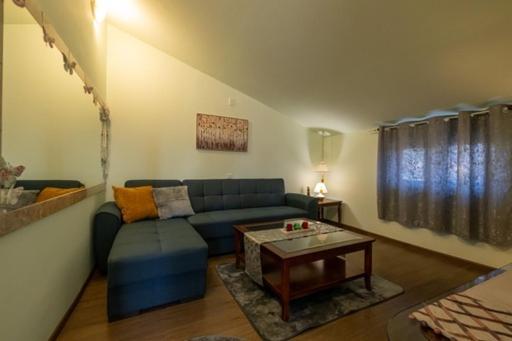 Bougainvillea House 2 칼라마타 외부 사진